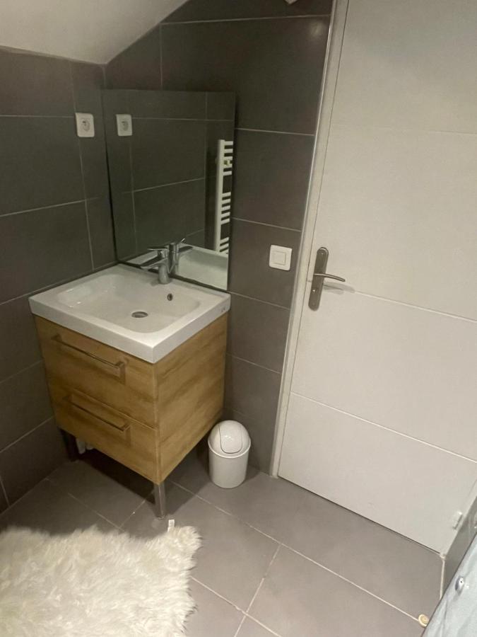 Beau Appartement Calme A Partager Marseille Exterior photo